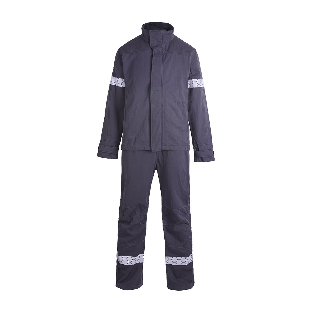 ProGARM 9515F ARC 4 Female Switching Suit GORE-TEX PYRAD (40 cal/APC 2) - detail view - ProGARM arc flash clothing Saudi Arabia